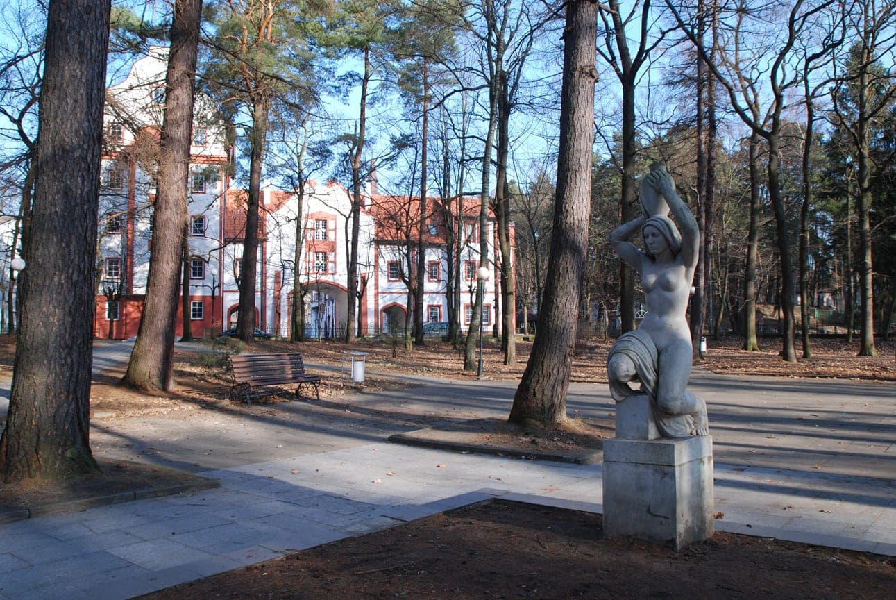 Лиственничный парк
