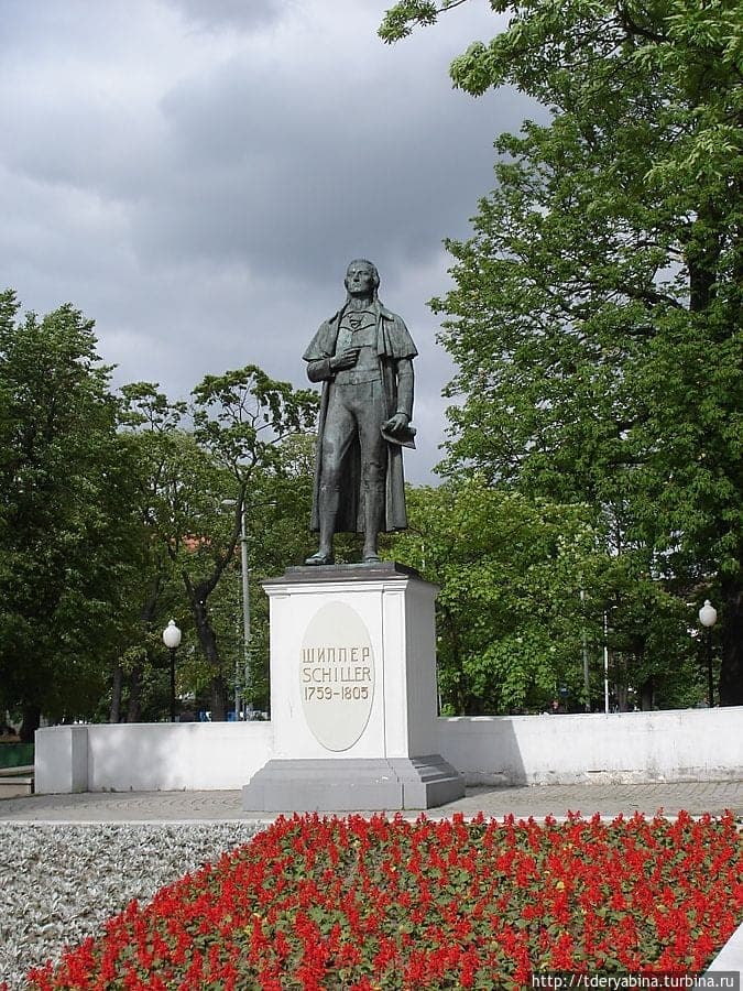 Памятник Шиллеру