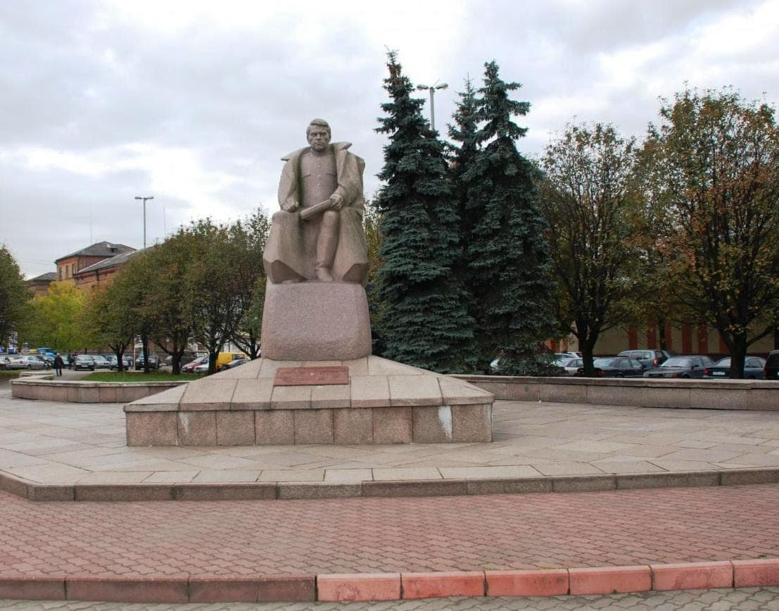 Площадь маршала Василевского