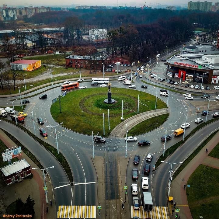 Площадь маршала Василевского