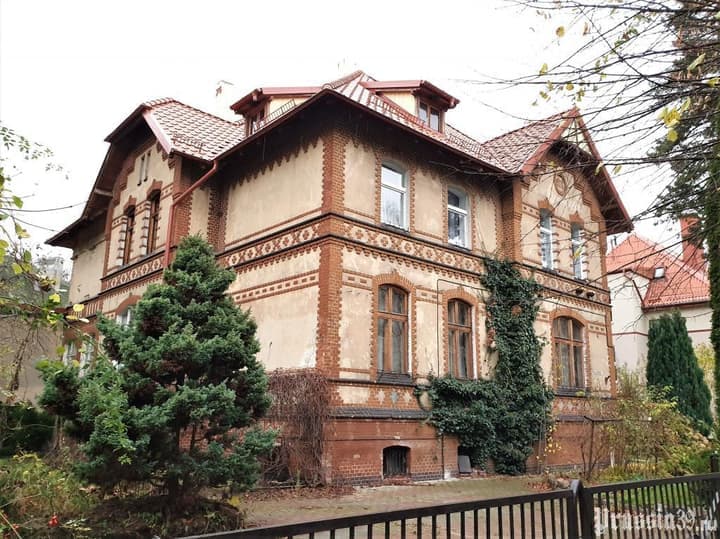 Вилла Либек